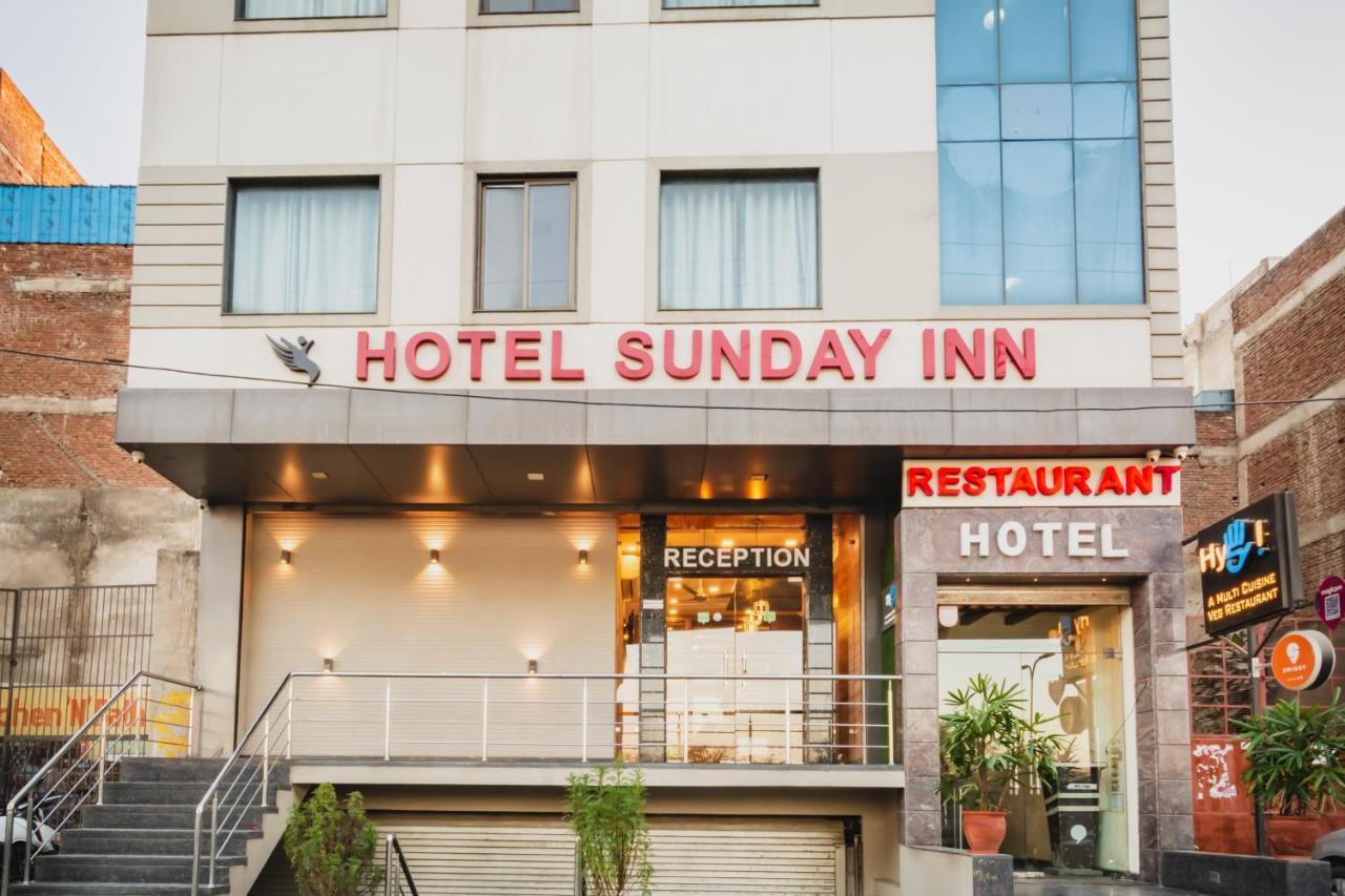 Hotel Sunday Inn Jaipur Buitenkant foto